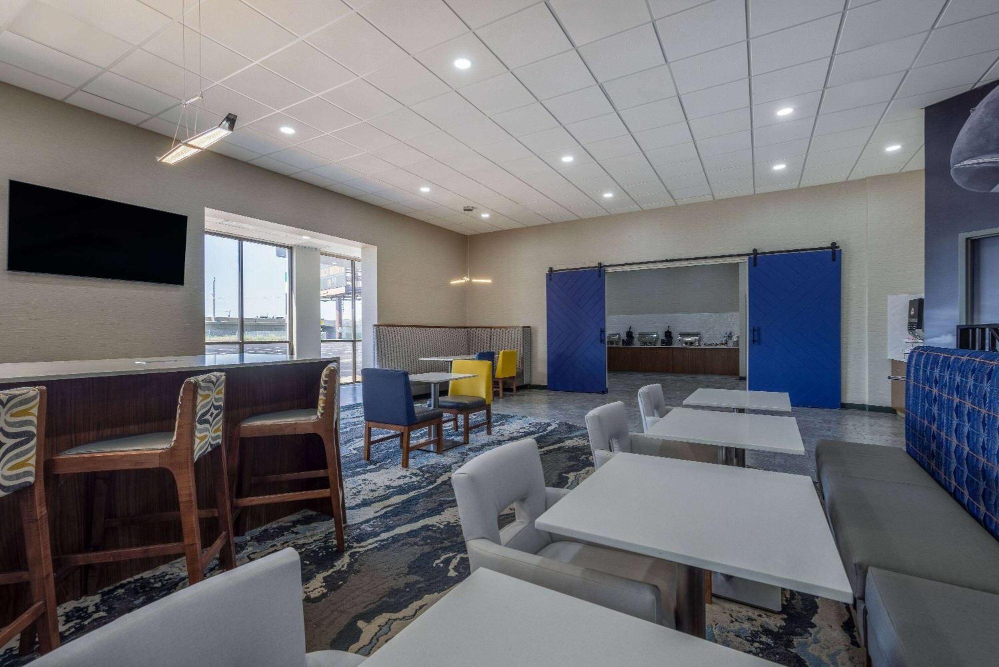 Hawthorn Extended Stay By Wyndham Wichita Airport Экстерьер фото