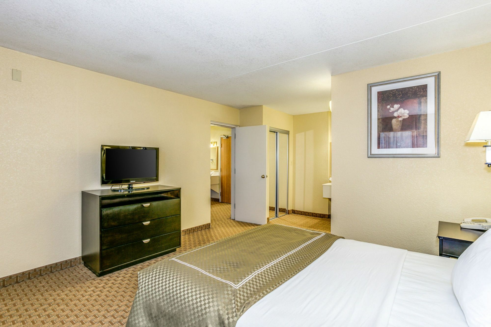 Hawthorn Extended Stay By Wyndham Wichita Airport Экстерьер фото